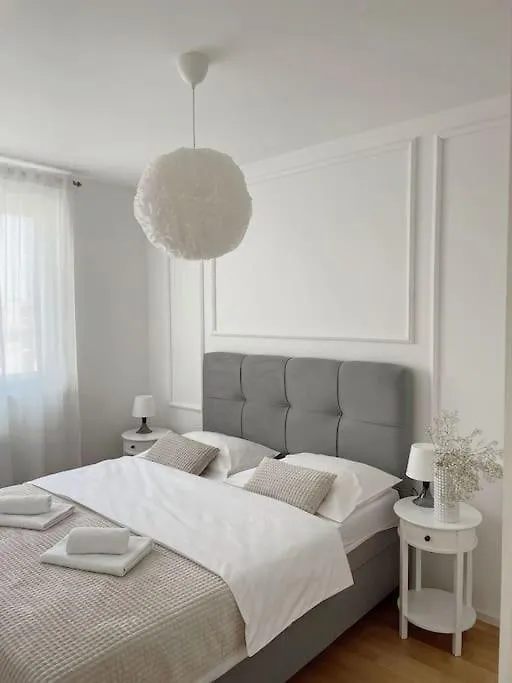 Zara Harmony Apartment קרואטיה